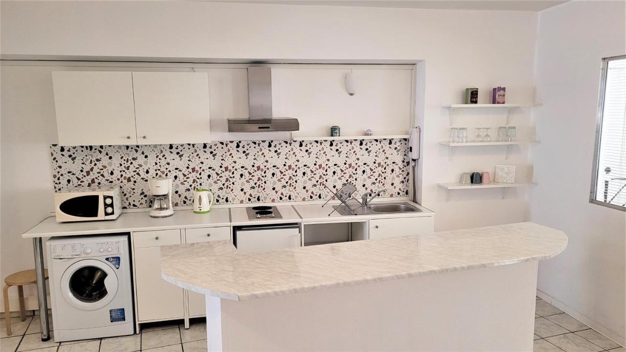 Driopon Apartment - Penthouse Atenas Exterior foto